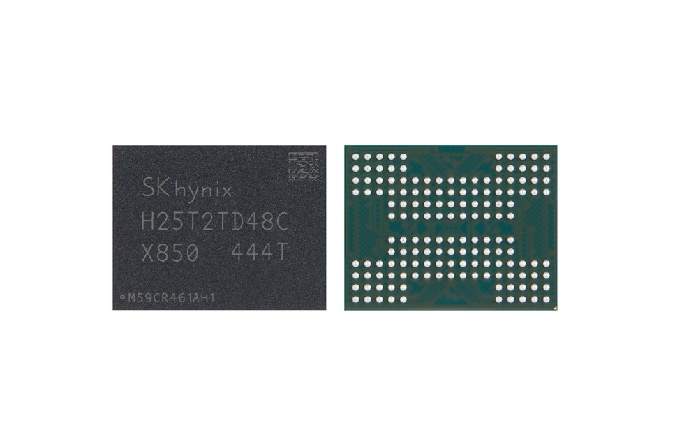 SK海力士全球率先量产12层堆叠HBM3E SK海力士全球率先量产12层堆叠HBM3E